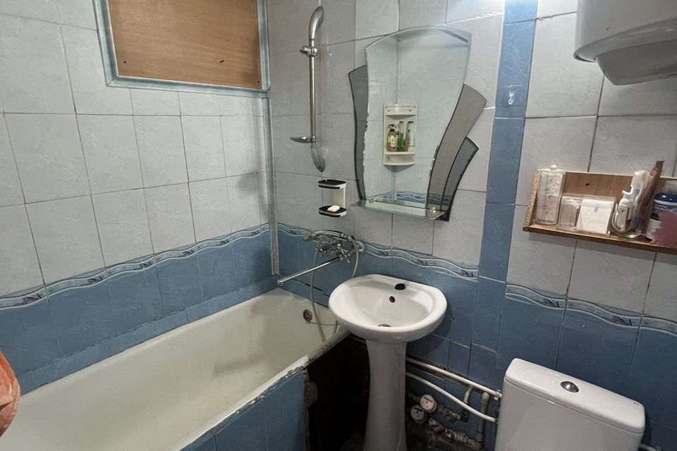 Продаётся 3-комнатная квартира, 56 м²