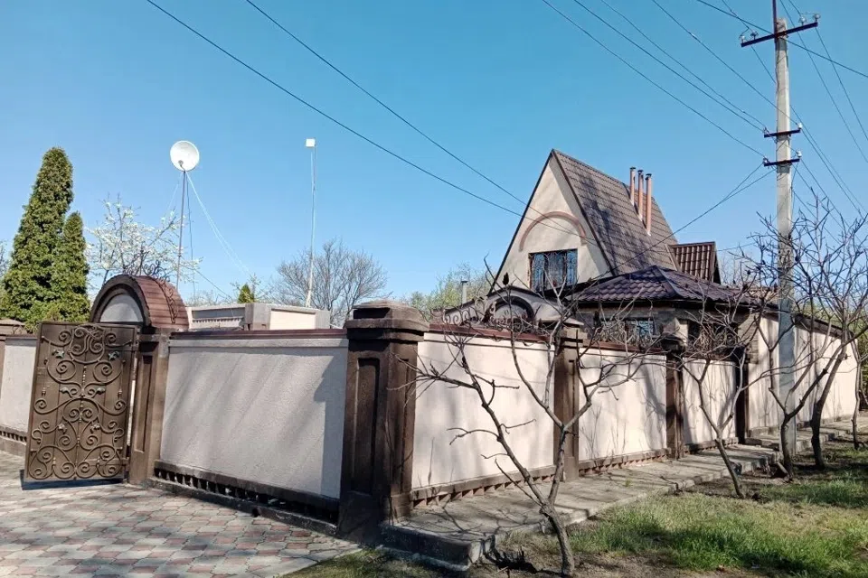 Продаётся 2-этажный дом, 101.8 м²