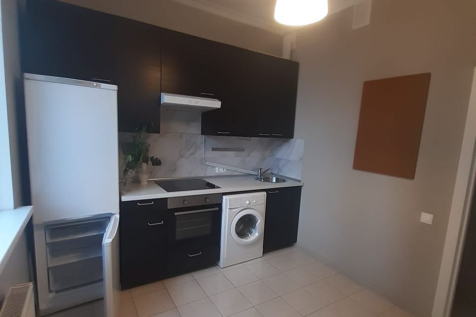 Продаётся 1-комнатная квартира, 38.2 м²