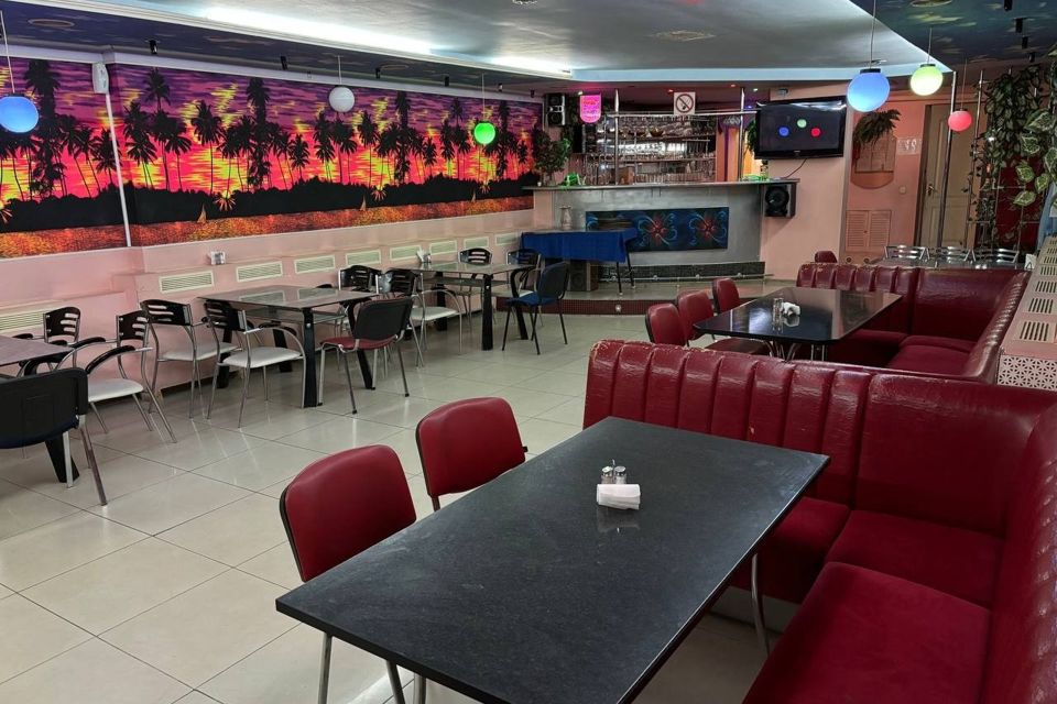 Продаётся помещение своб. назначения, 200 м²