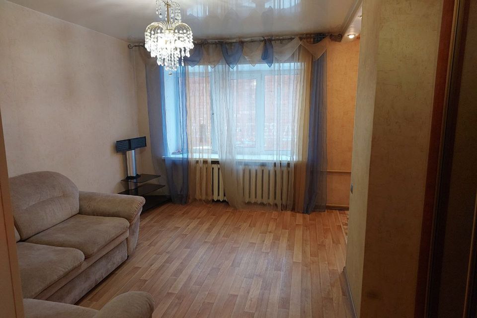 Продаётся 3-комнатная квартира, 57.3 м²