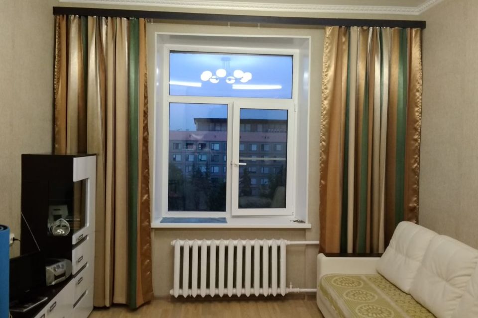 Продаётся комната в 5-комн. квартире, 21.2 м²