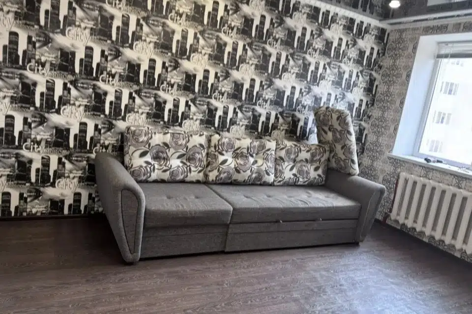 Продаётся 1-комнатная квартира, 42.4 м²