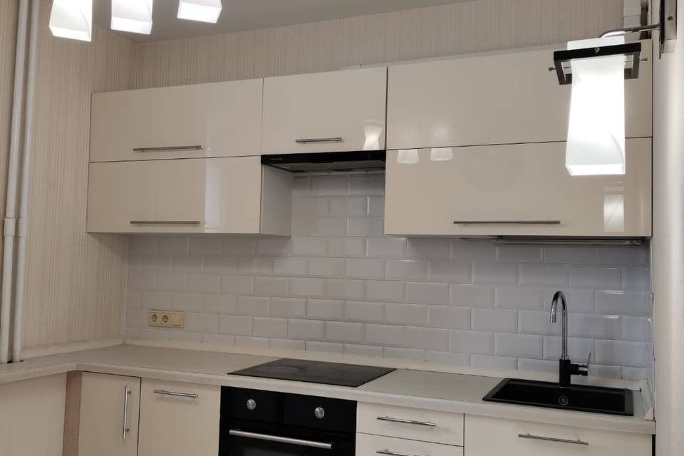 Продаётся 1-комнатная квартира, 43 м²