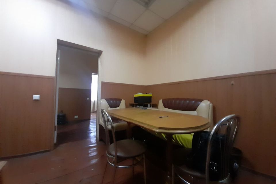 Продаётся 1-этажный дом, 200 м²