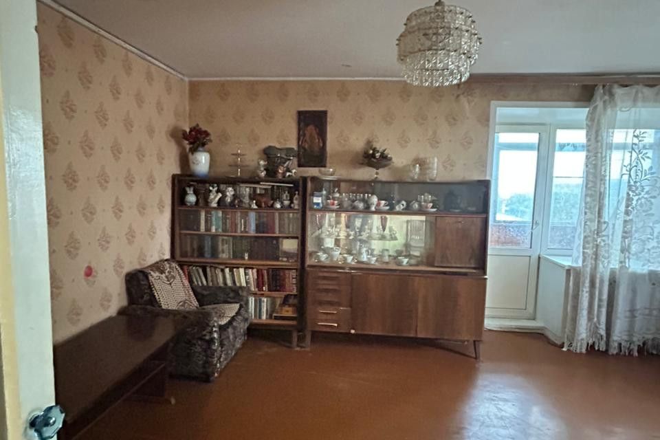 Продаётся 3-комнатная квартира, 60.5 м²