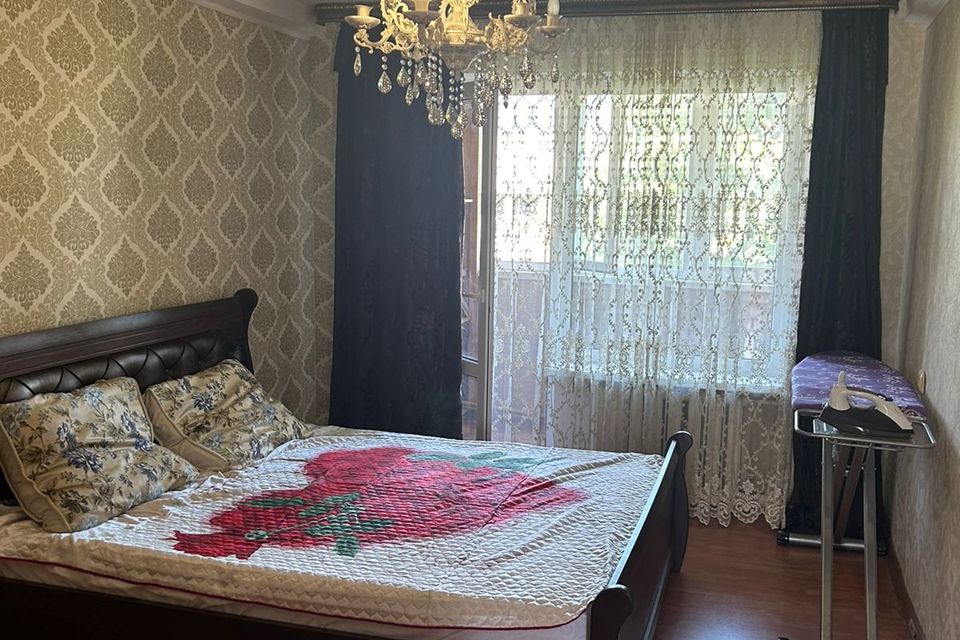 Сдаётся 2-комнатная квартира, 60 м²