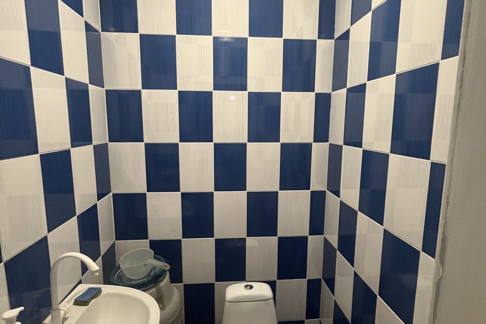 Продаётся помещение своб. назначения, 460 м²