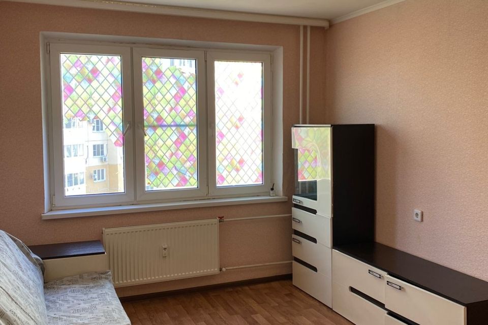 Сдаётся 2-комнатная квартира, 60 м²