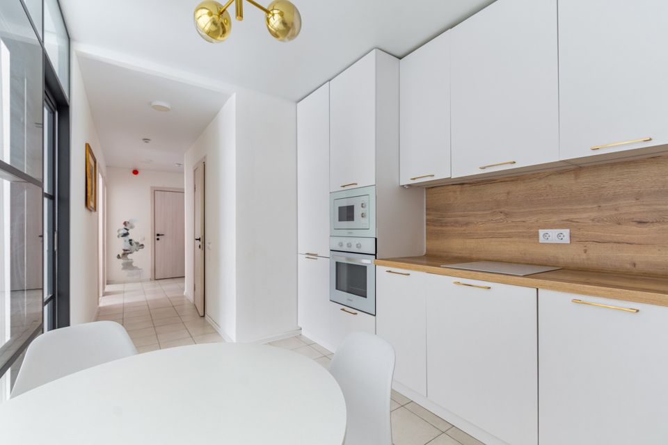 Продаётся 2-комнатная квартира, 65.5 м²