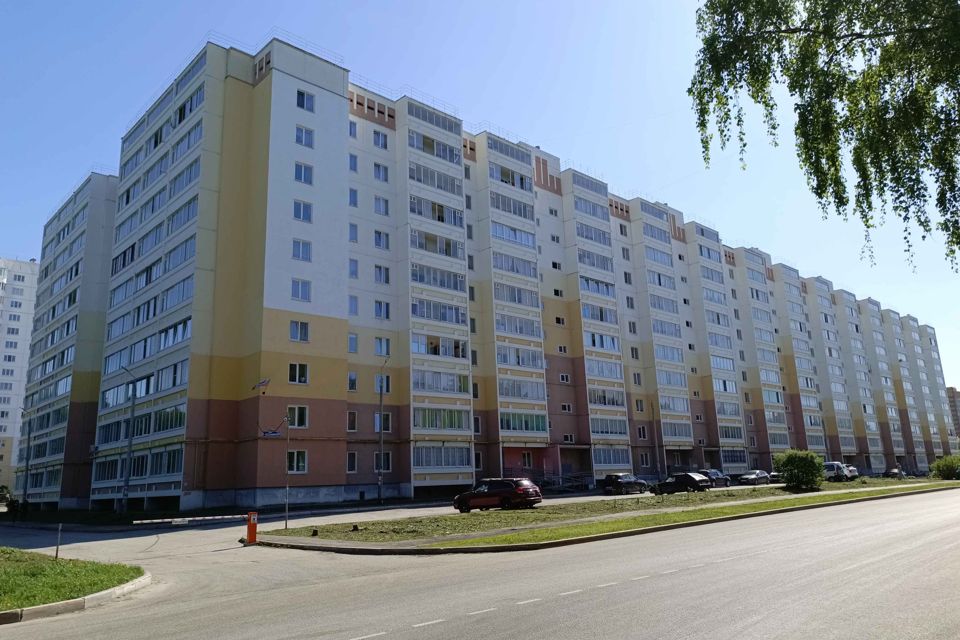 Продаётся 1-комнатная квартира, 38.8 м²