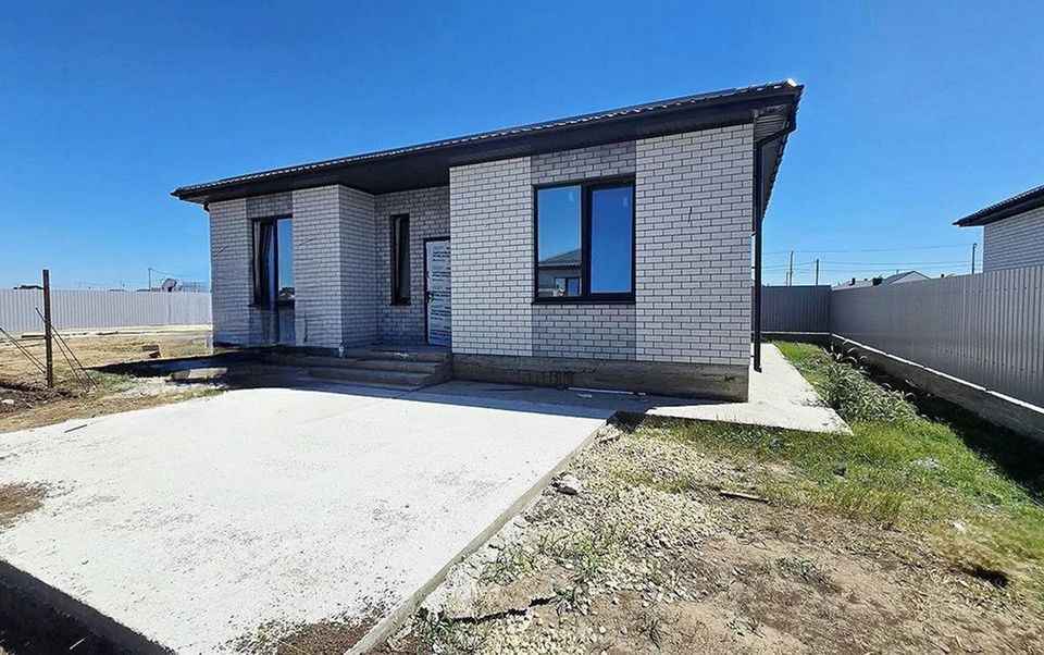 Продаётся 1-этажный дом, 100 м²