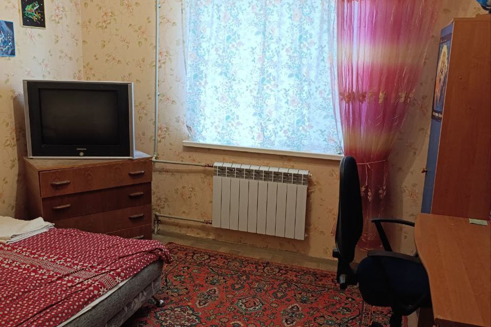 Продаётся 4-комнатная квартира, 81 м²