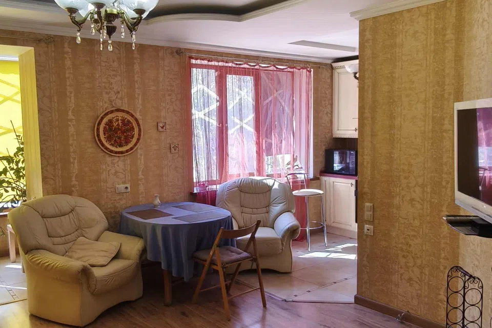 Продаётся 2-комнатная квартира, 62 м²