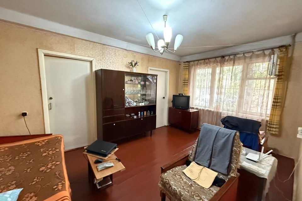 Продаётся 3-комнатная квартира, 44 м²