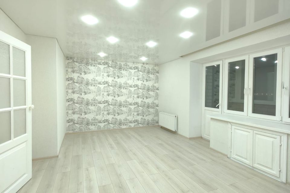 Продаётся 1-комнатная квартира, 49.6 м²