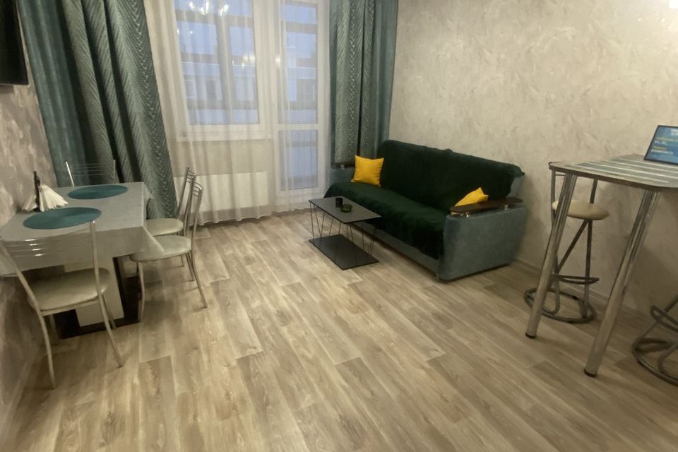 Продаётся 1-комнатная квартира, 42.4 м²