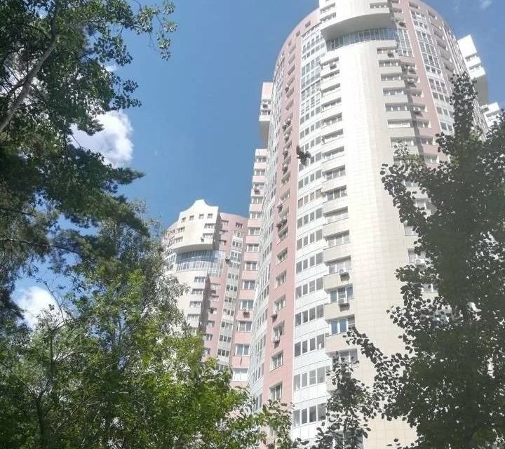 Продаётся 2-комнатная квартира, 71.1 м²