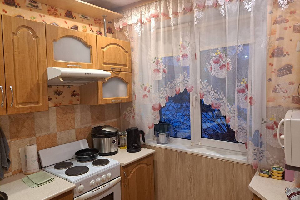 Продаётся 3-комнатная квартира, 61.7 м²