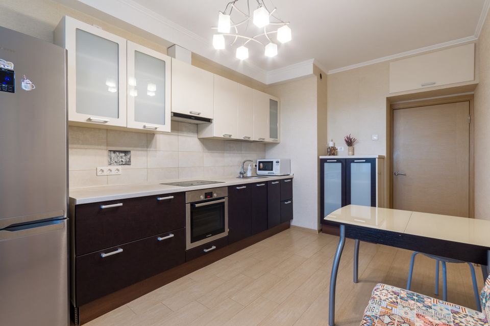 Продаётся 1-комнатная квартира, 42.2 м²