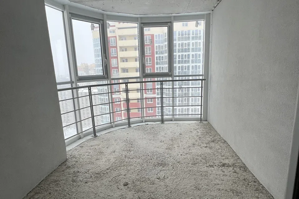 Продаётся 1-комнатная квартира, 69 м²