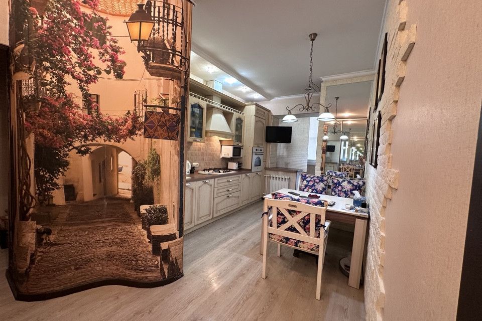 Продаётся 2-комнатная квартира, 58 м²