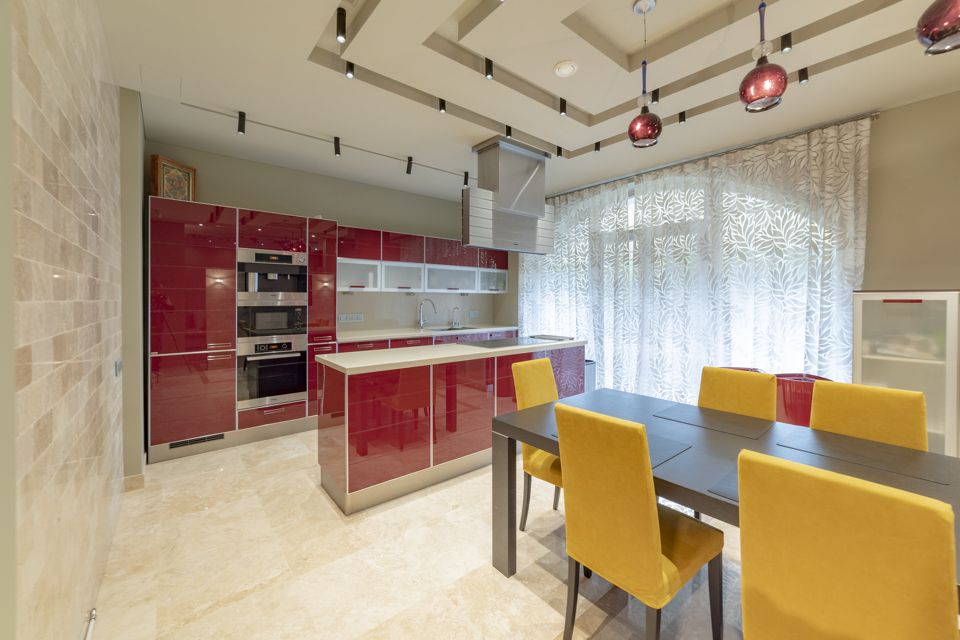 Продаётся 4-комнатная квартира, 173.1 м²