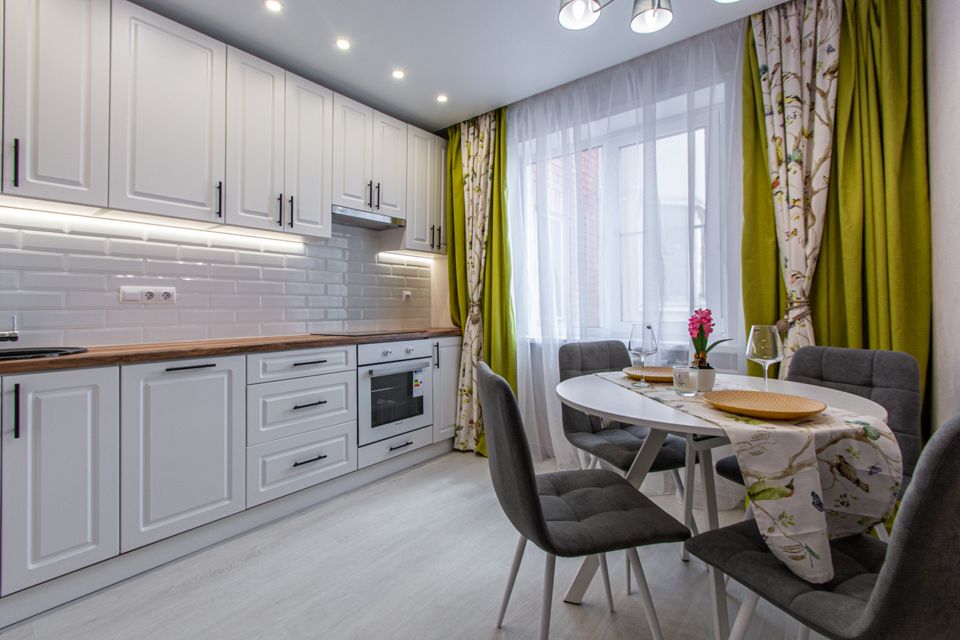 Продаётся 1-комнатная квартира, 37.9 м²