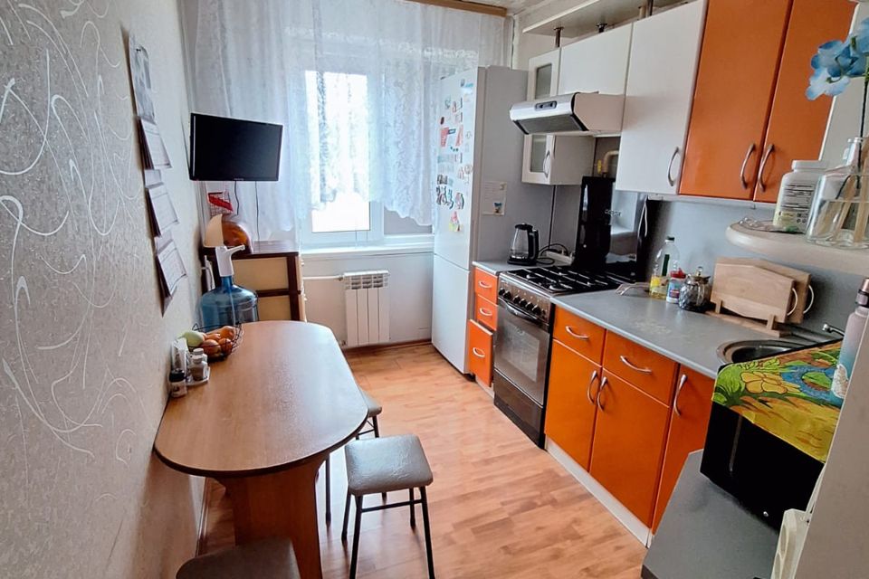 Продаётся 3-комнатная квартира, 63.7 м²