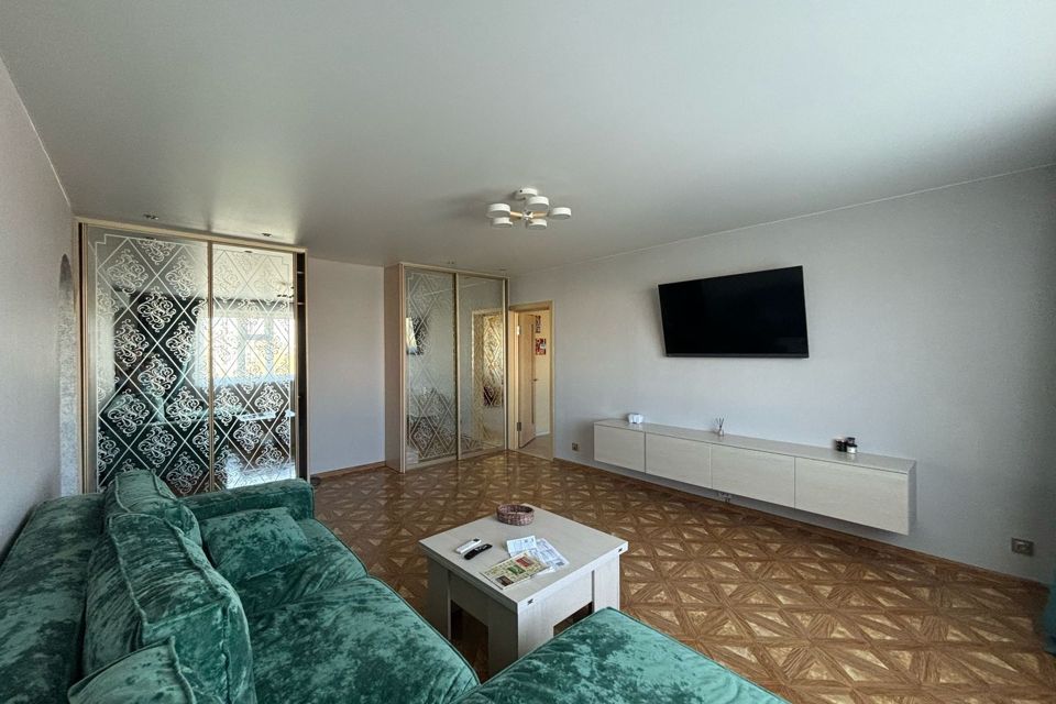 Продаётся 3-комнатная квартира, 77.6 м²