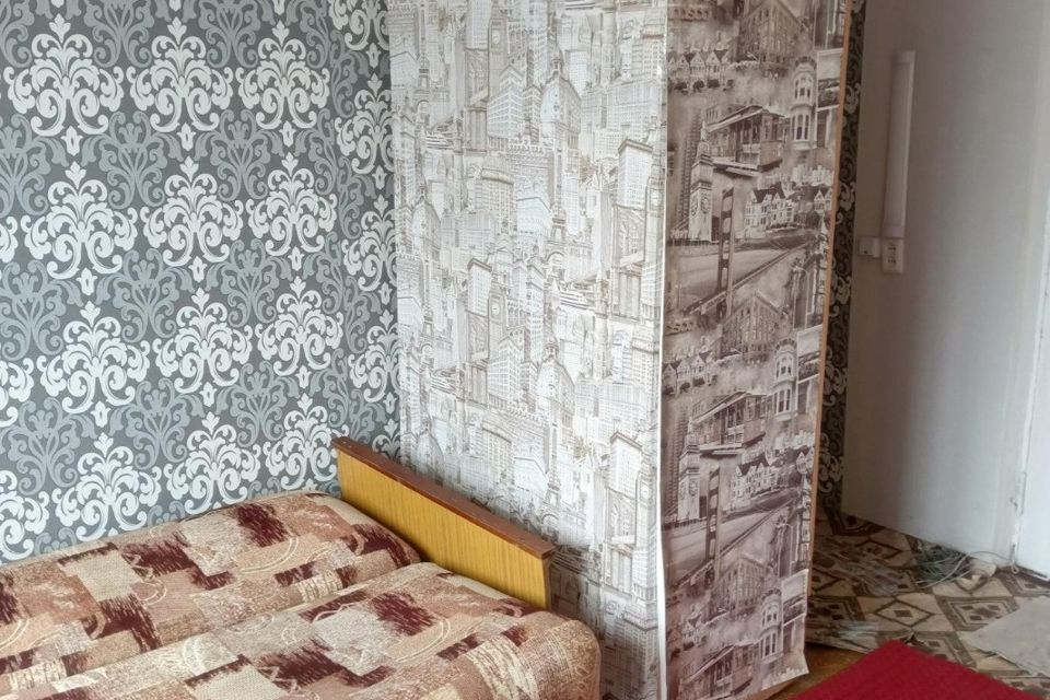 Продаётся комната в 2-комн. квартире, 12 м²