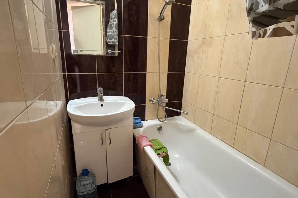 Продаётся 3-комнатная квартира, 46 м²