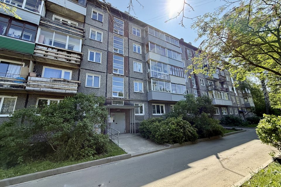 Продаётся 2-комнатная квартира, 48.7 м²
