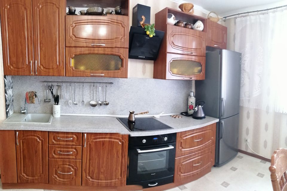 Продаётся 2-комнатная квартира, 90 м²