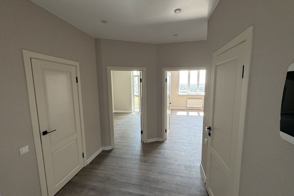 Продаётся 2-комнатная квартира, 55.8 м²