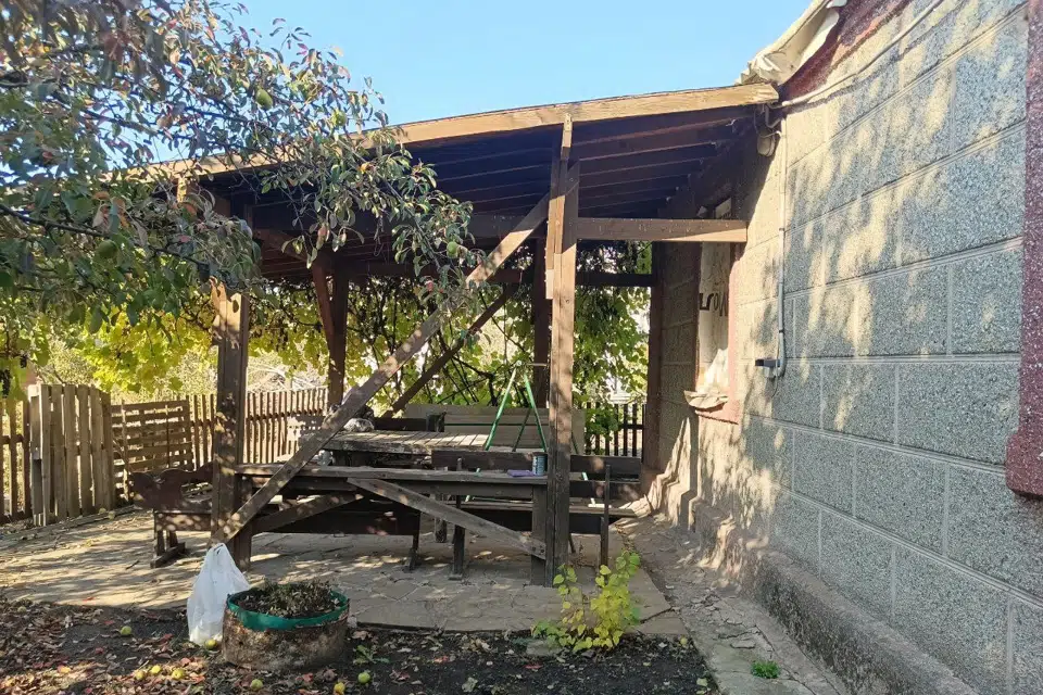 Продаётся 1-этажный дом, 100 м²