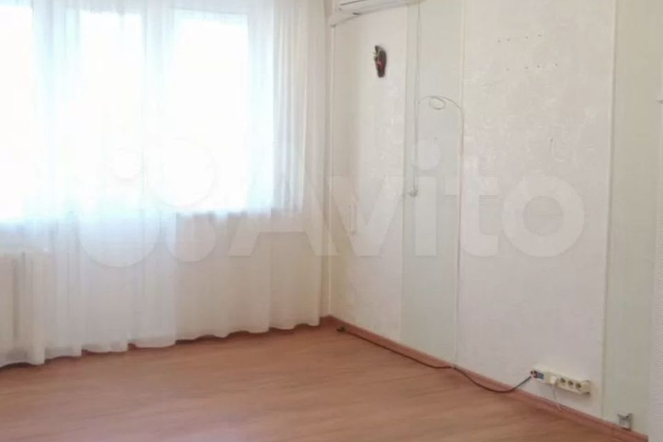 Продаётся 3-комнатная квартира, 58.1 м²