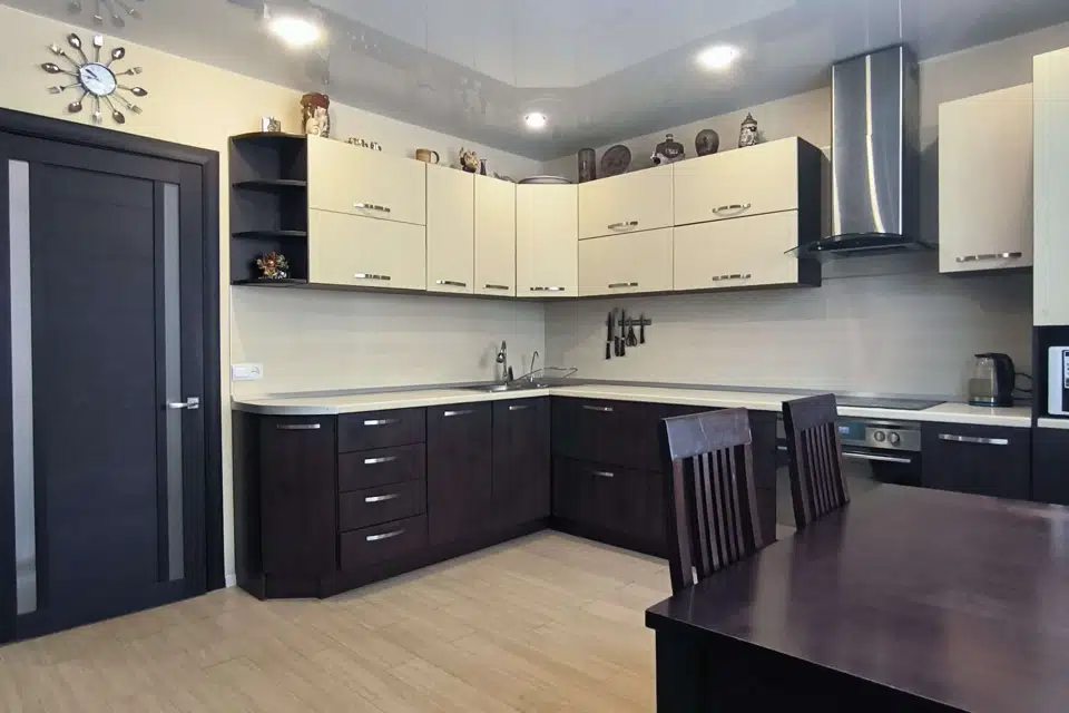 Продаётся 3-комнатная квартира, 98.1 м²