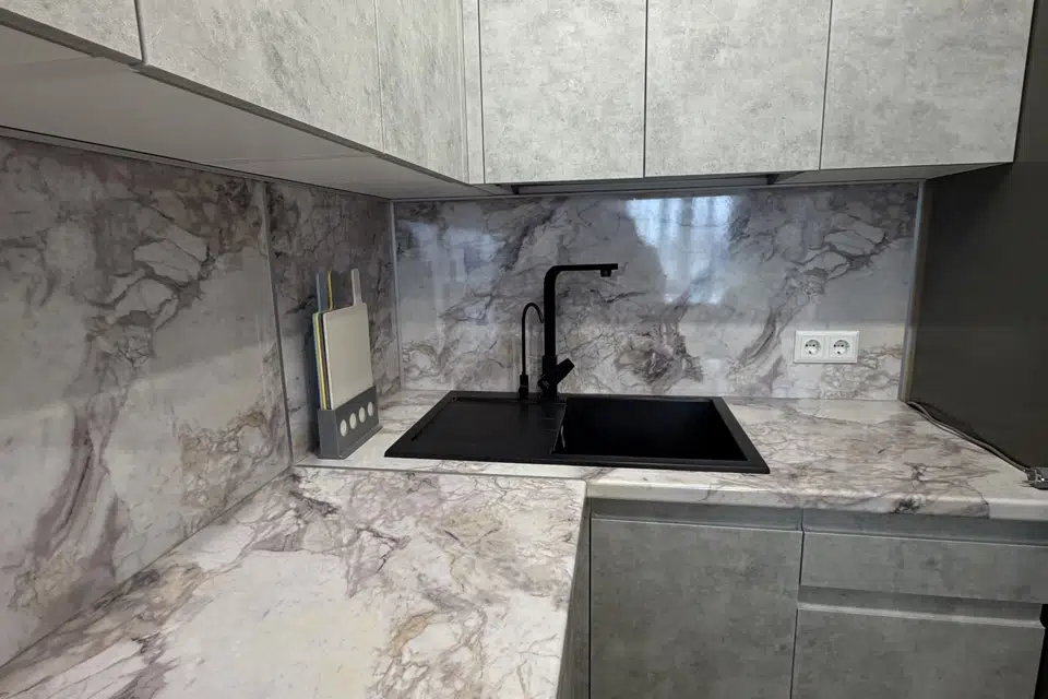 Продаётся 1-комнатная квартира, 37.3 м²