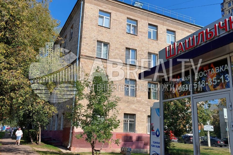 Продаётся 2 комнаты в 4-комн. квартире, 25 м²