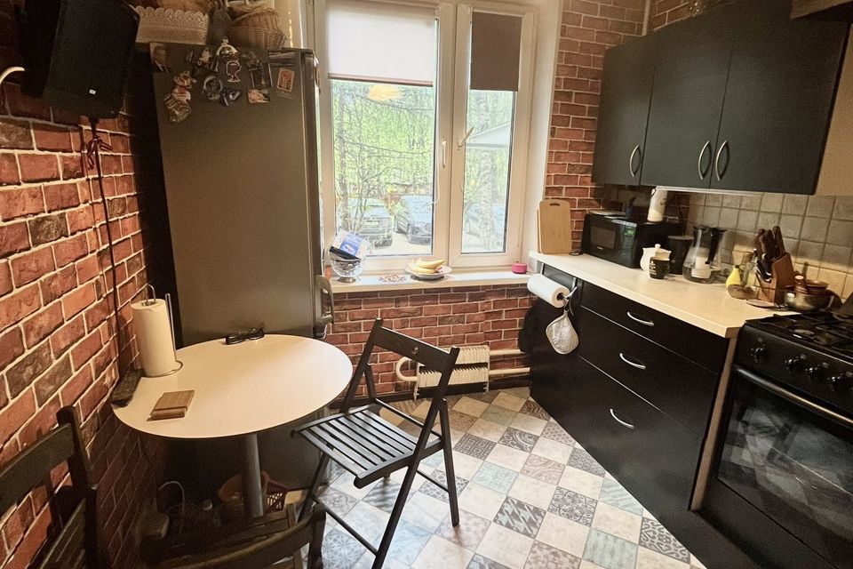 Продаётся 3-комнатная квартира, 58.2 м²