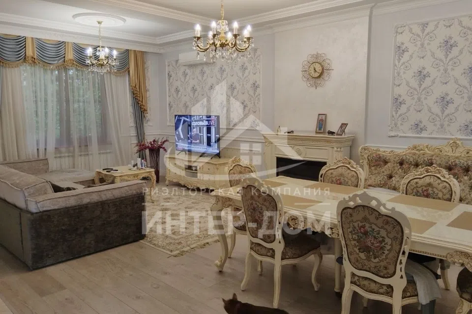 Продаётся 2-этажный дом, 232 м²