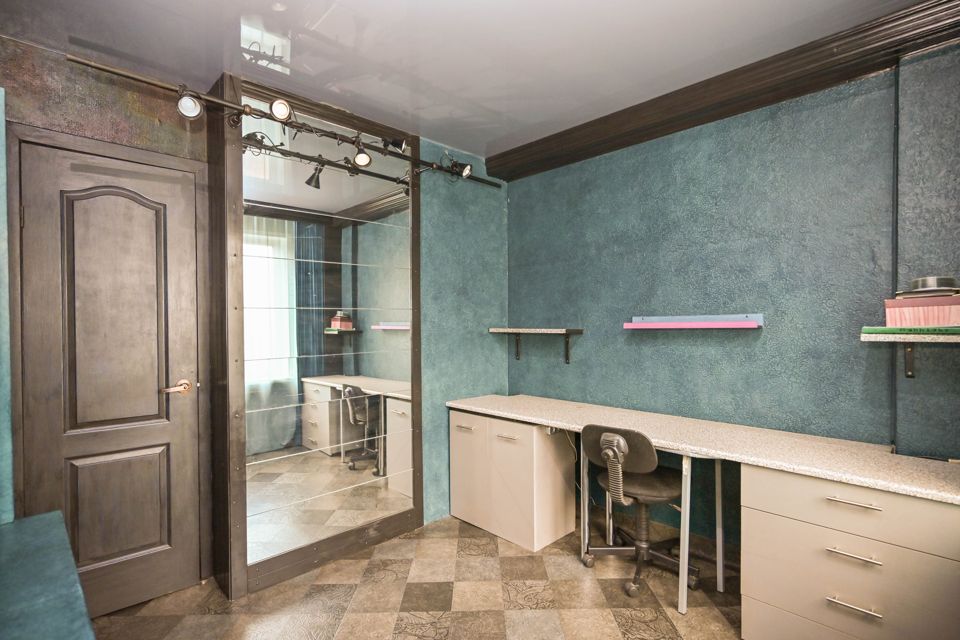 Продаётся 3-комнатная квартира, 60.6 м²