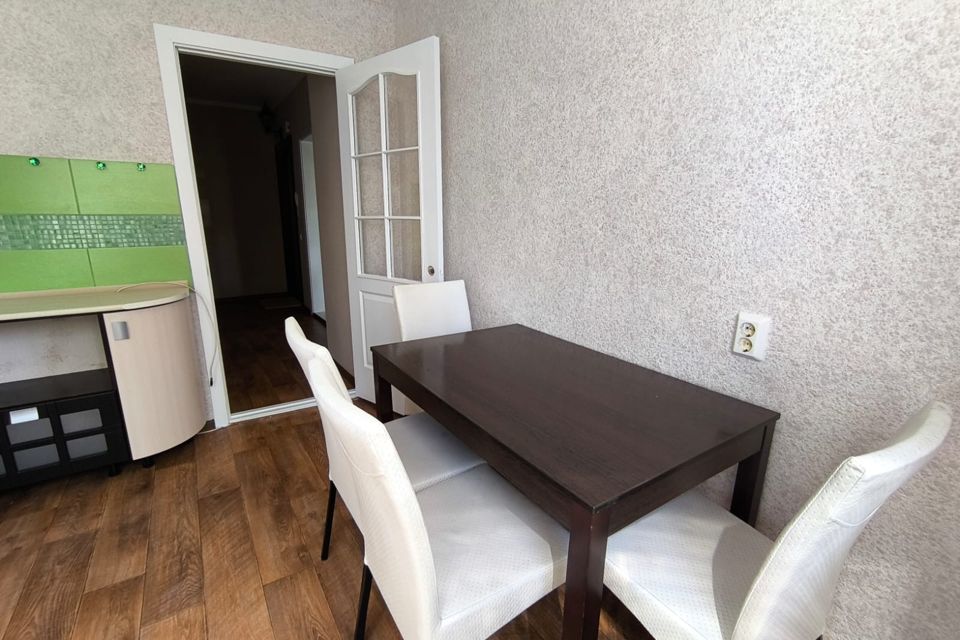 Продаётся 1-комнатная квартира, 38.1 м²