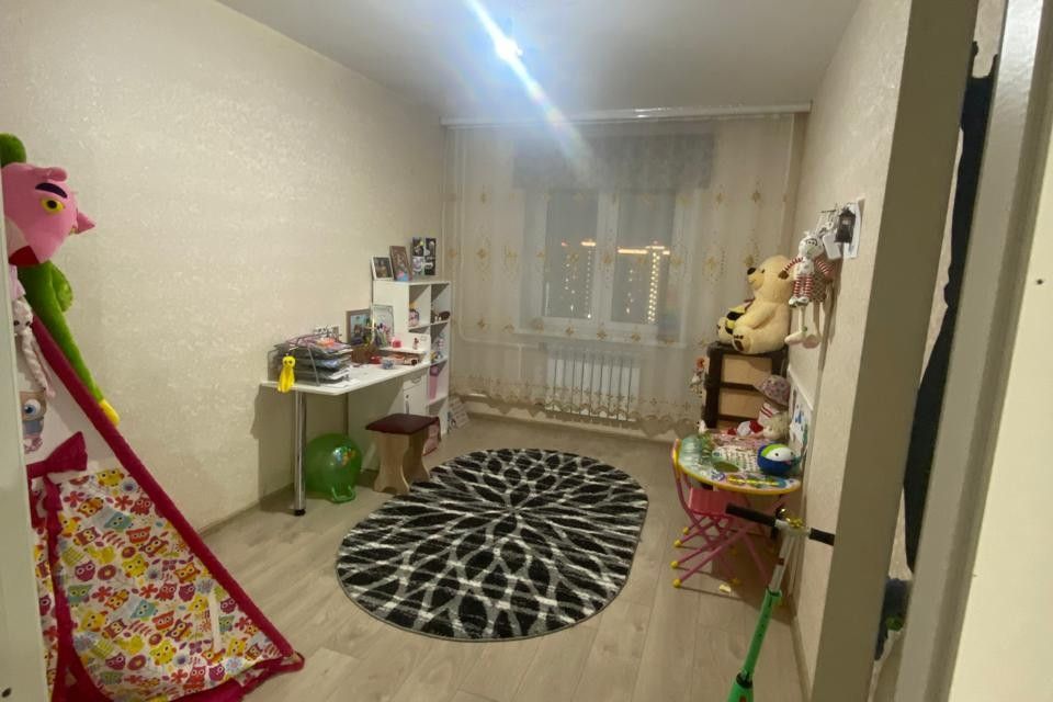 Продаётся 3-комнатная квартира, 70 м²