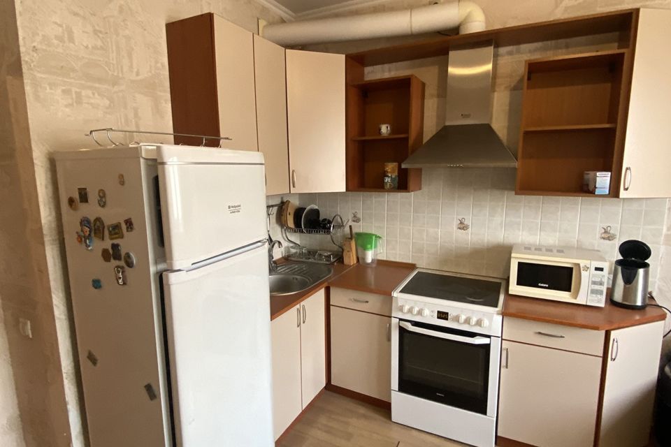 Продаётся 1-комнатная квартира, 41.7 м²