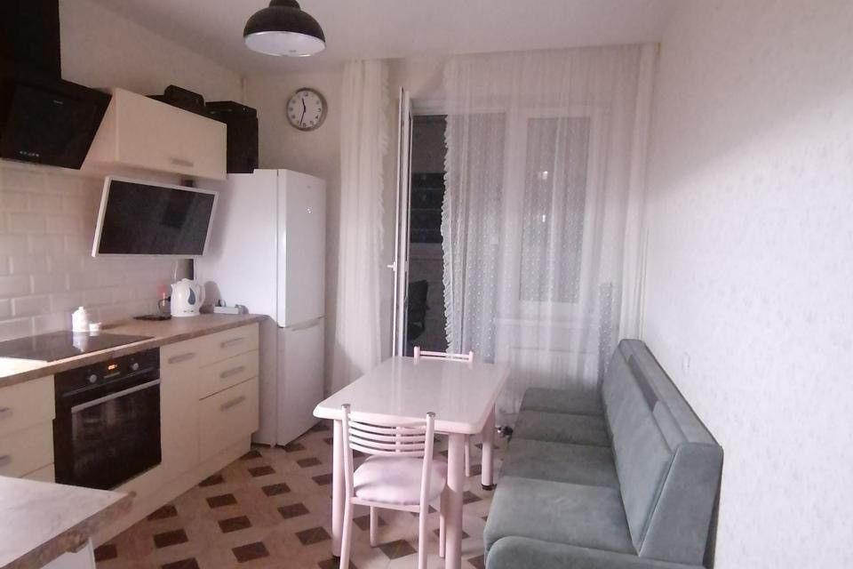 Продаётся 1-комнатная квартира, 38.7 м²