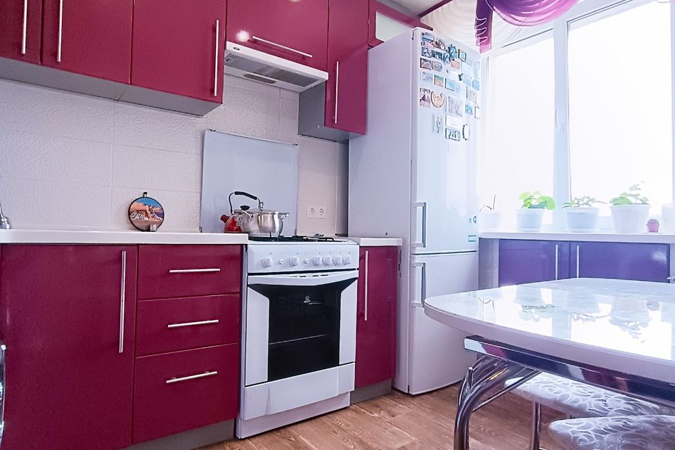 Продаётся 3-комнатная квартира, 59.8 м²