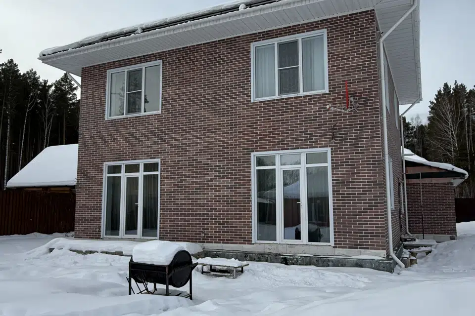 Продаётся 2-этажный дом, 166 м²
