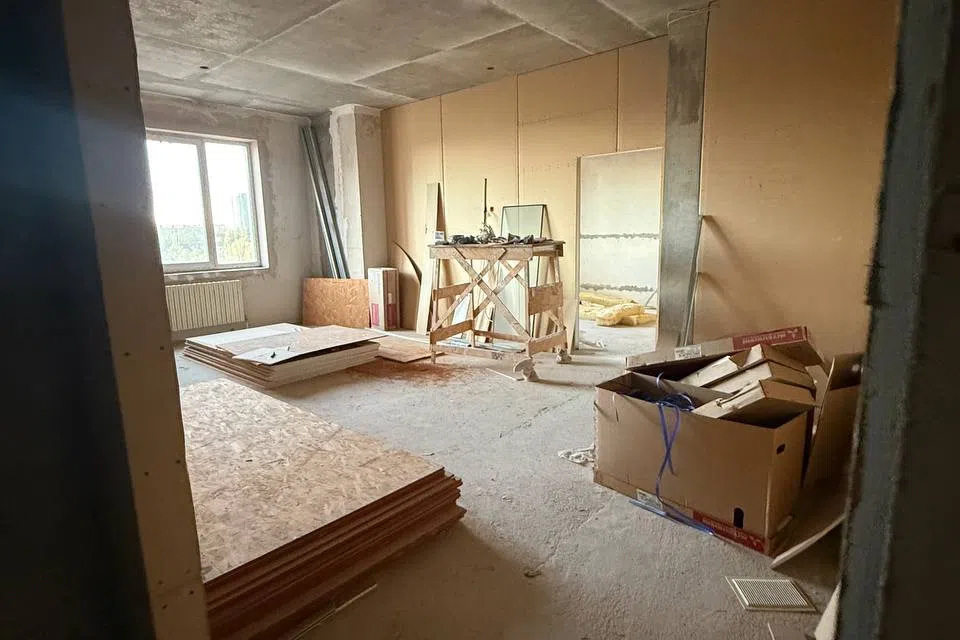 Продаётся 3-комнатная квартира, 130 м²